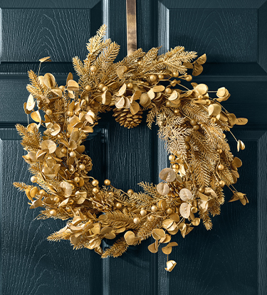 Display wreath on door